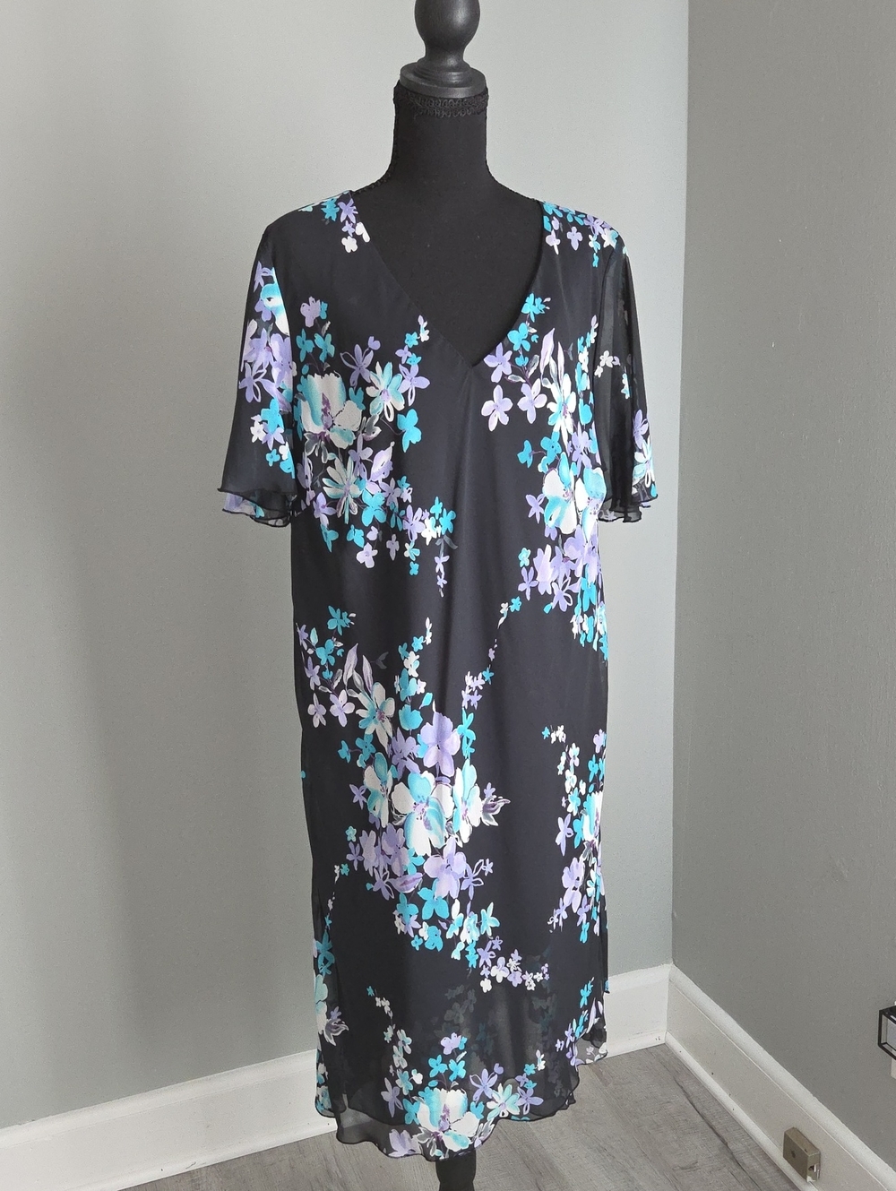 Black Midi Dress with Lavender & Aqua Floral Print 18